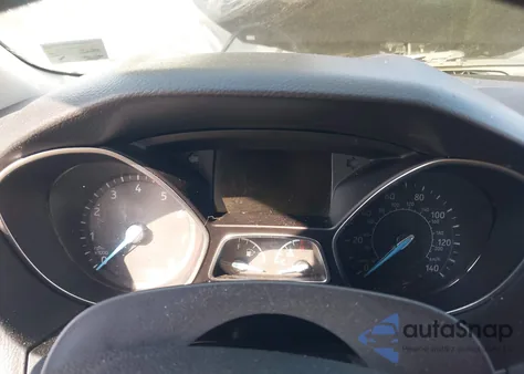 2015 Ford Focus Se z USA, uszkodzony, nr VIN 1FADP3K26FL204215